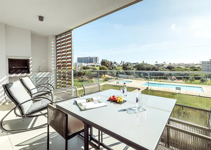 Dream Pool, Balcony & Bbq アパート *