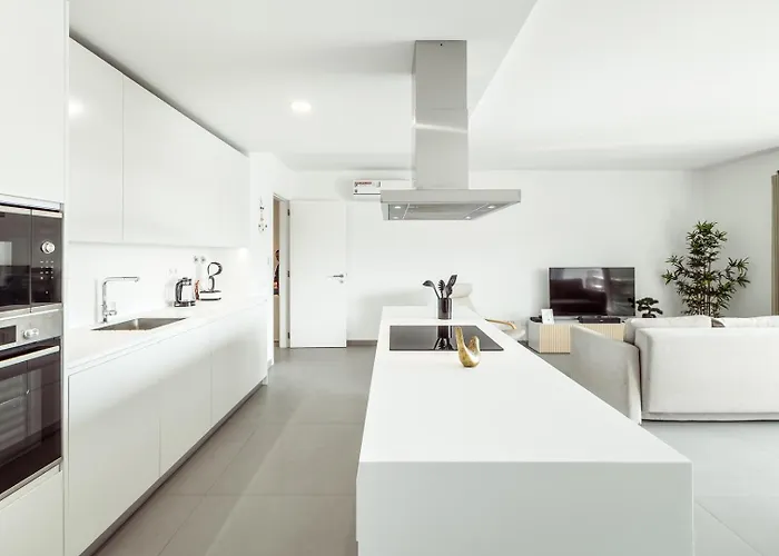 Dream Pool, Balcony & Bbq アパート アルブフェイラ