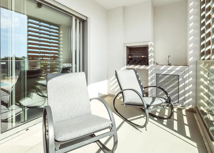 Dream Pool, Balcony & Bbq *